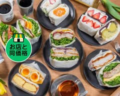 カフェ・トライノ・サンドウィッチ  cafe TRAINNO sandwich