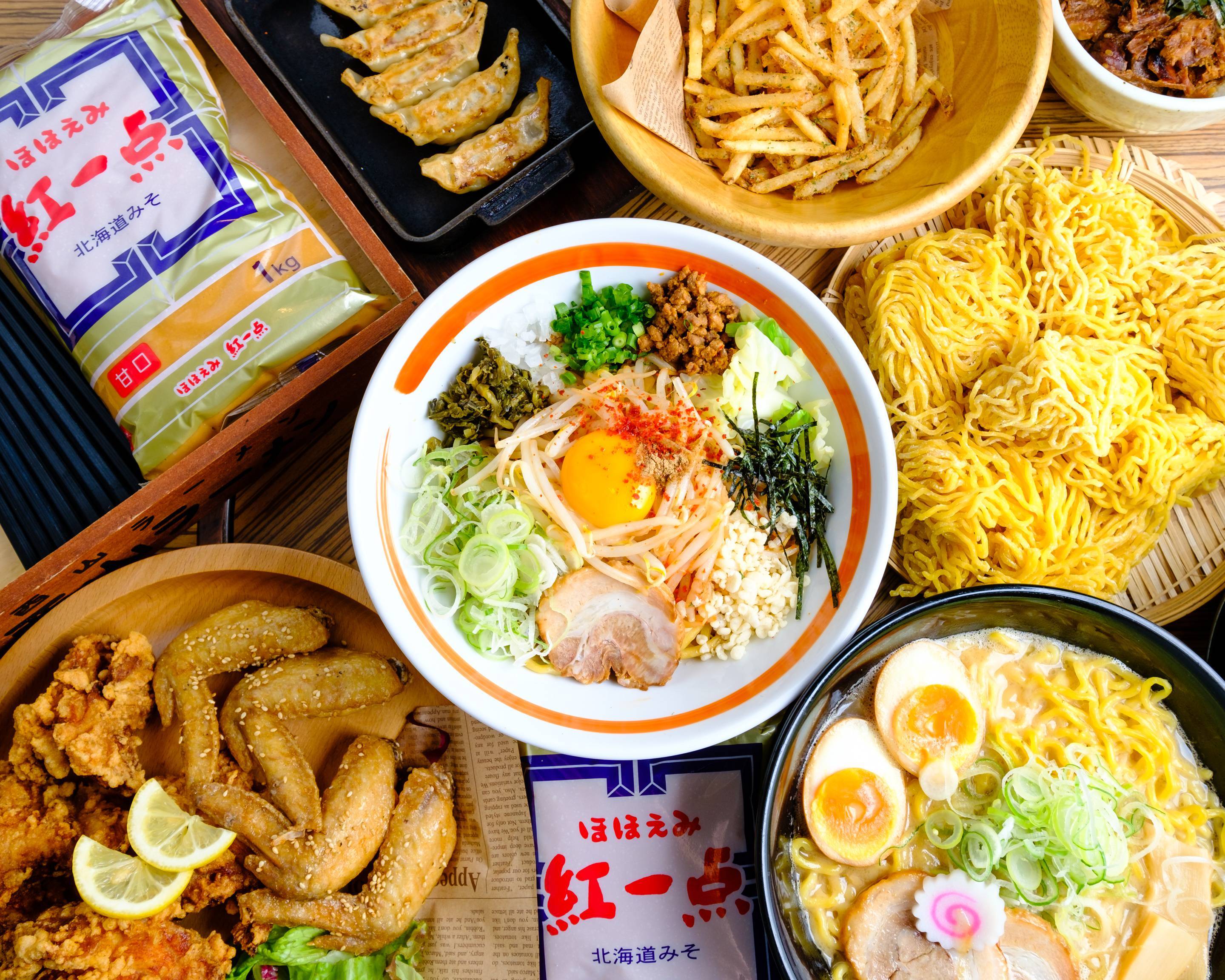 ラーメン餃子 響 RamenDumplings Hibikiのデリバリー ・持ち帰り