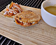 Gorditas Lares al carbón