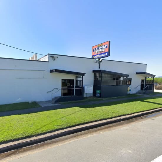 Railway Hotel Marian