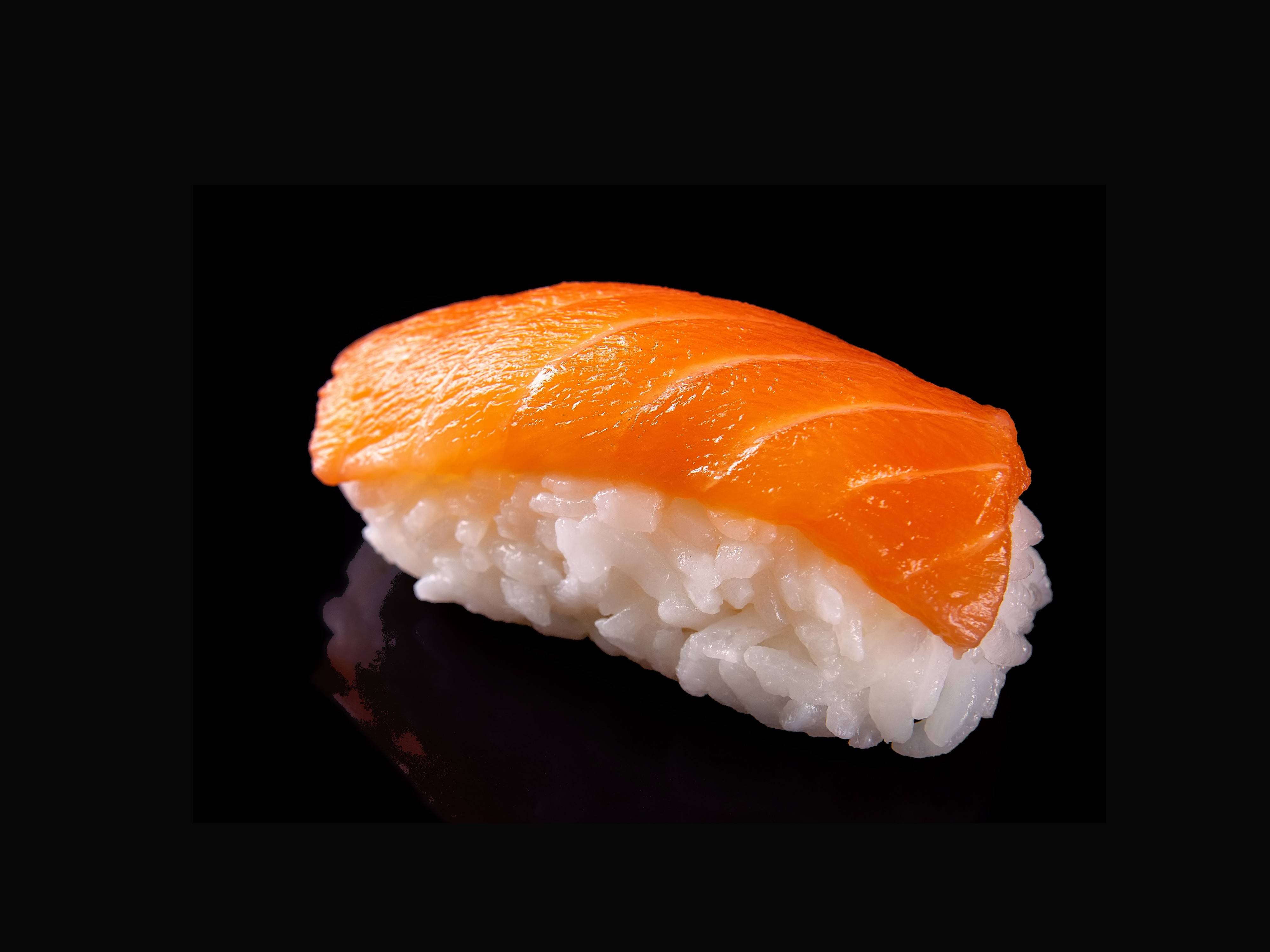 Sushi Saumon  寿司サーモン