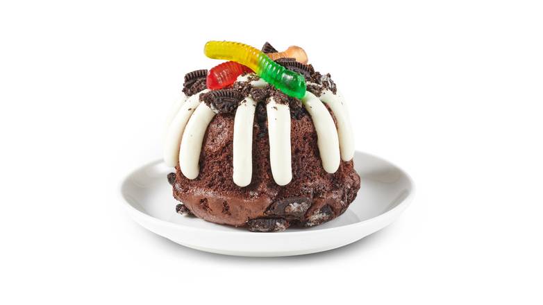 OREO® Dirt Cake Bundtlet