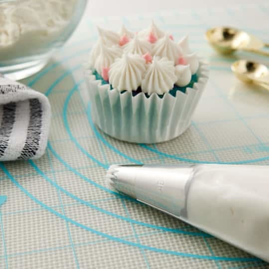 Open Star Decorating Tip 4B By Celebrate It