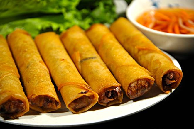 Crispy spring rolls (Cha Gio)