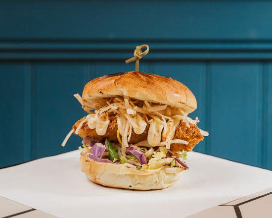 CRISPY MISO CHICKEN BURGER*