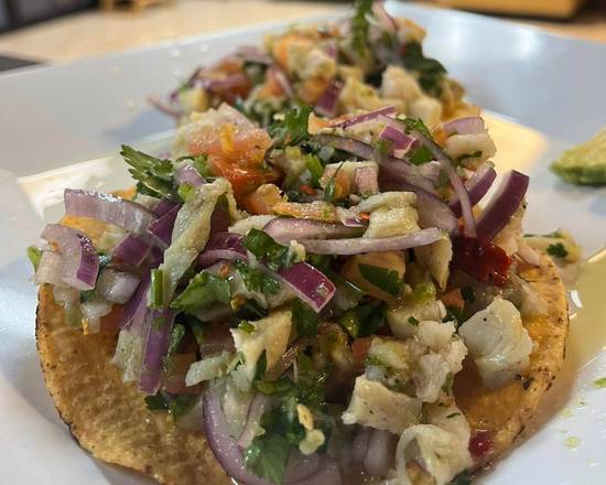 Tostada de ceviche