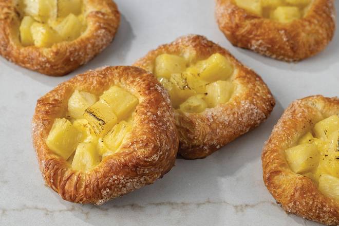 Pineapple Brulee Pastry