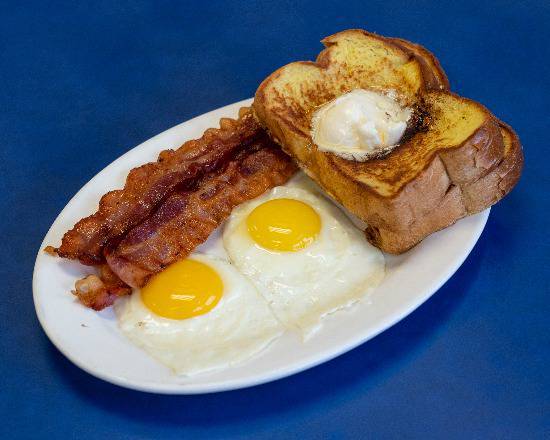 Order French Toast. food online from Bob And Edith'S Diner store, Alexandria on bringmethat.com