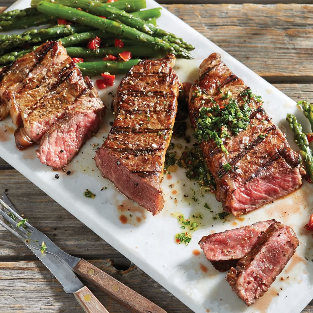 M&M Food Market New York Striploin Steaks (170 g, 2 ct)