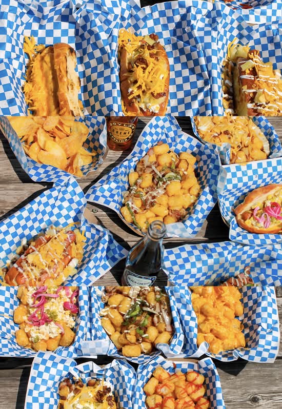 The Dairy Dog (3011A Port Royal Rd)