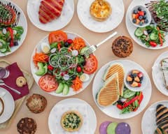 CAFÉ CHÉRI (201 E Palmetto Park Rd)