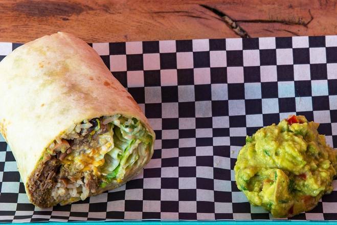Guacamole Lovers Delight (Beef Burrito, Medium Spicy) 🌯🥑