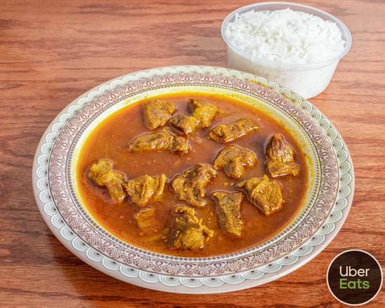 Order Beef Curry with Rice food online from Golden Crispy Grill store, Buffalo on bringmethat.com