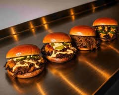 ''Buns And Bros'' (Tampico)