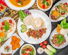 タイ料�理 ガパオ Gaprao Thai cuisine