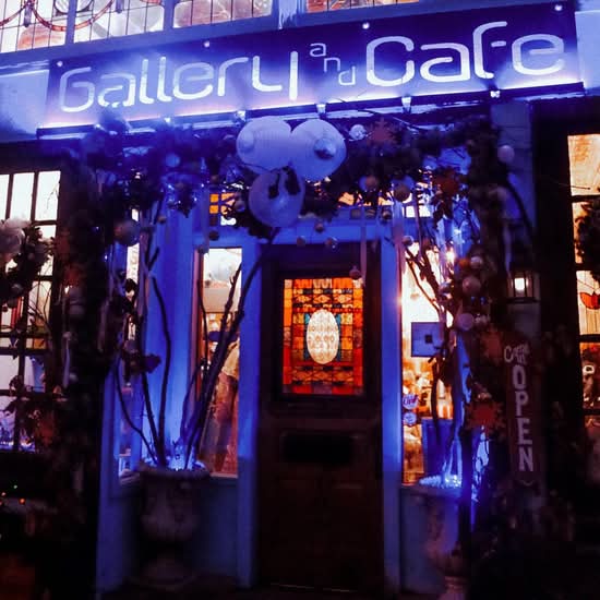 Cozy Nook Gallery and Cafe