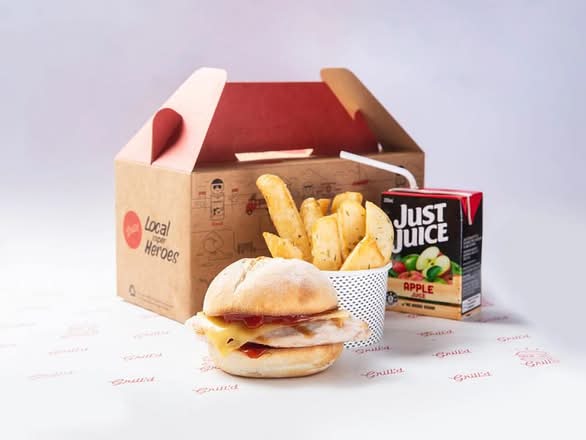Chicken Mini Me Pack with Juice