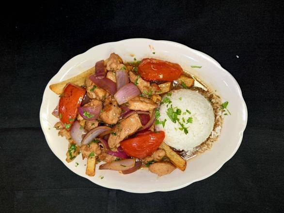 50. Saltado de Pollo