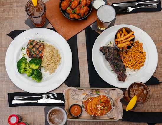 Victory Sports Grill (Dr Randy Mcdaniel Way)