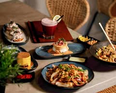 Taipa Peruvian Restaurant Kendall (137 Ave)