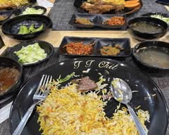 ミャンマー風ビリヤニ専門店TT CHIT