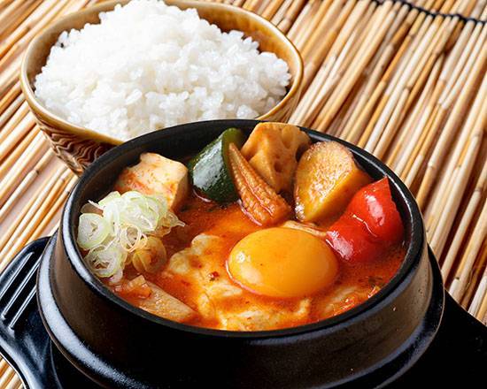 ごろごろ野菜チーズスンドゥブ～ごはん付き～ Vegetables and Cheese Sundubu with Rice