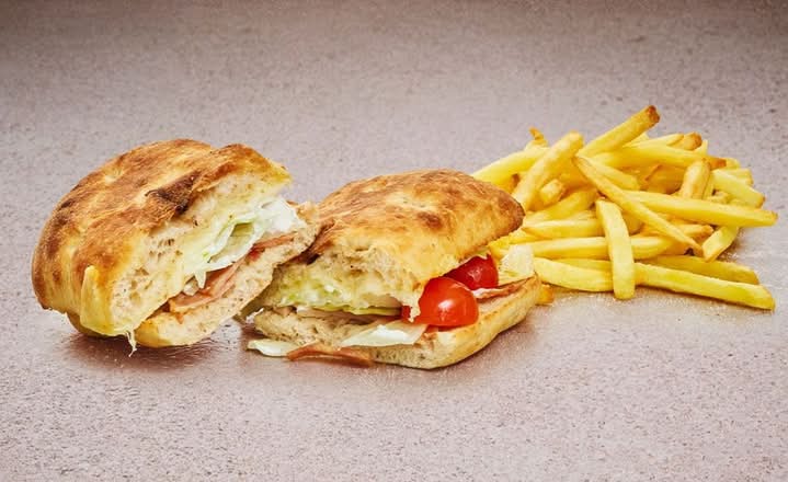 Classic BLT Sandwich