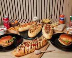 Pirogue Food (Ferney Voltaire)