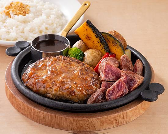 ハンバーグ＆牛シンタマステーキ弁当 Hamburger Steak & Beef Shingtama Steak Bento Box