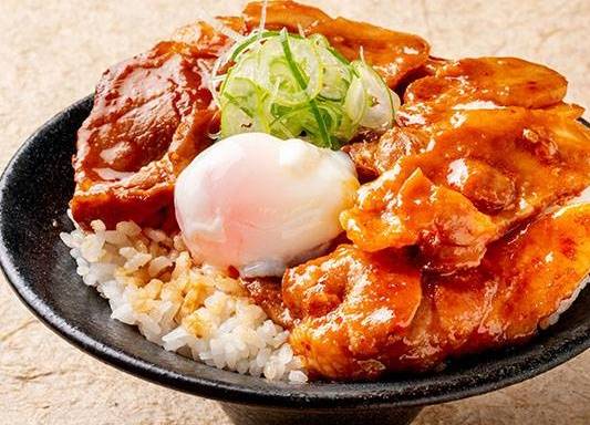 温玉ぶたバラ丼 Grilled Pork Rice Bowl (Pork Belly) + Soft-Boiled Egg