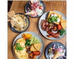 Twisted Sista Cafe - Fountain Gate Upper