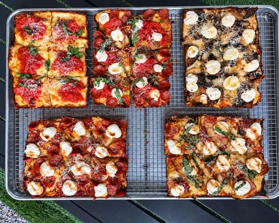 No Name Pizza
