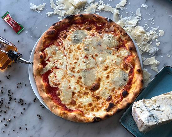 Pizza aux 4 fromages