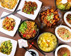 【湖南料理と自家製米粉麺】李湘潭湘菜館 Li Xiangtan Funan Cuisine Restaurant