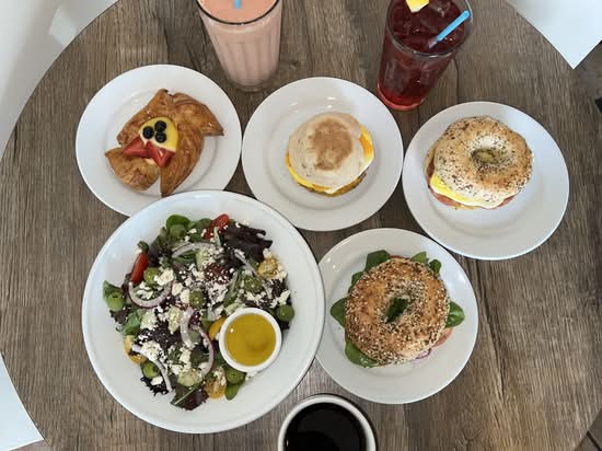 Avenue Cafe