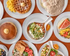 Lola’s Modern Kitchen