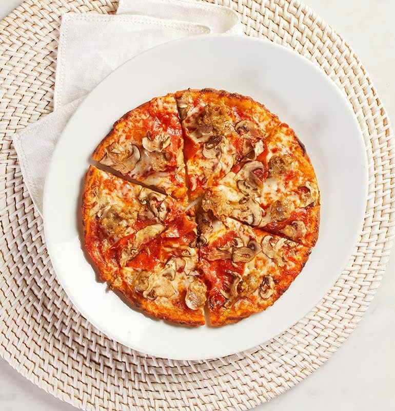GLUTEN-FREE KIDS MUSHROOM PEPPERONI SAUSAGE PIZZA