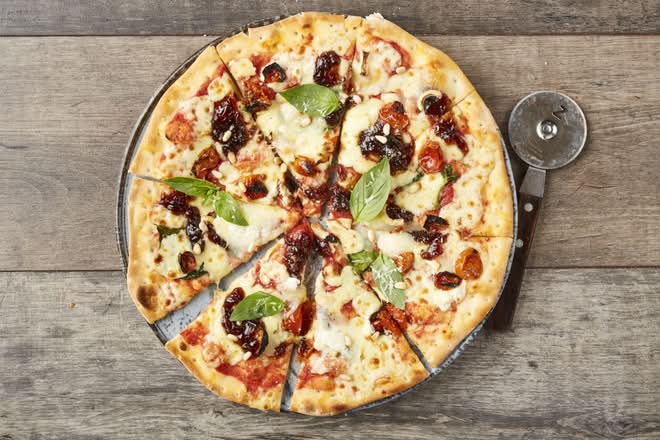 Non-Gluten Pinoli Pizza