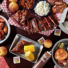 Famous Daves (15455 West Bluemound Rd)