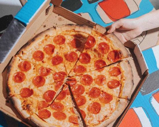 Pizza Power Patria (by Rupestre)