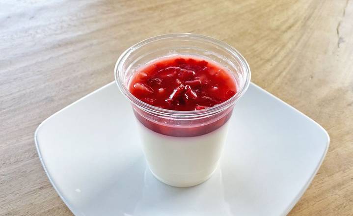 Panna Cotta with Strawberry Sauce