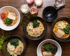 家系とんこつ＆まぜそば 梅田家 Tonkotsu Ramen & Soupless Noodle UMEDAYA