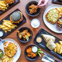 The Sporting Globe (Chirnside Park)