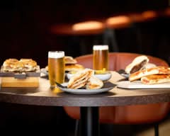 Porta 38 - Wine, Food & More