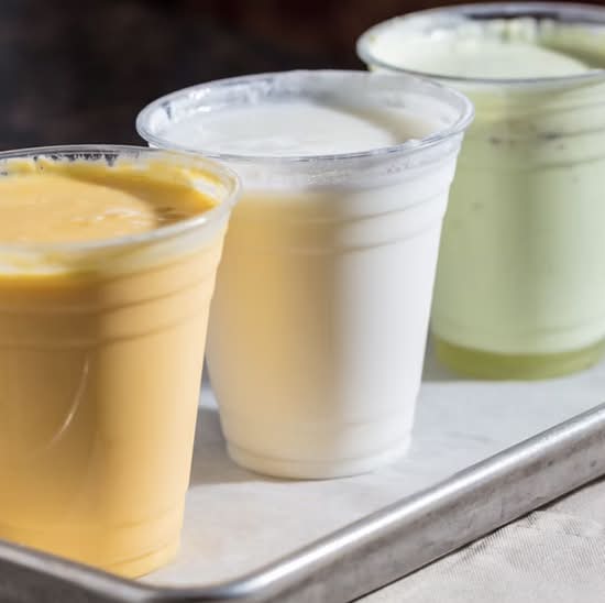 19. Lassi
