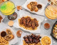 City Life Restaurant & Lounge