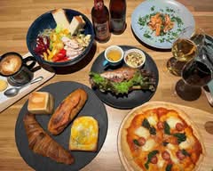 Manhattan Bakery & Wine Bar