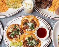 El Rancho Breakfast & Tacos