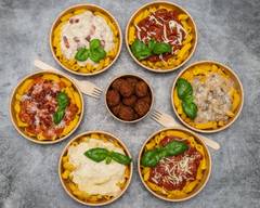 La Pasta Parade (Homemade Pasta And Sauces)