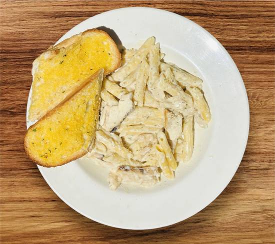 Chicken Penne Alfredo